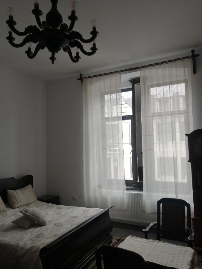 Casa Continentelor Hotel Cîmpulung Kültér fotó