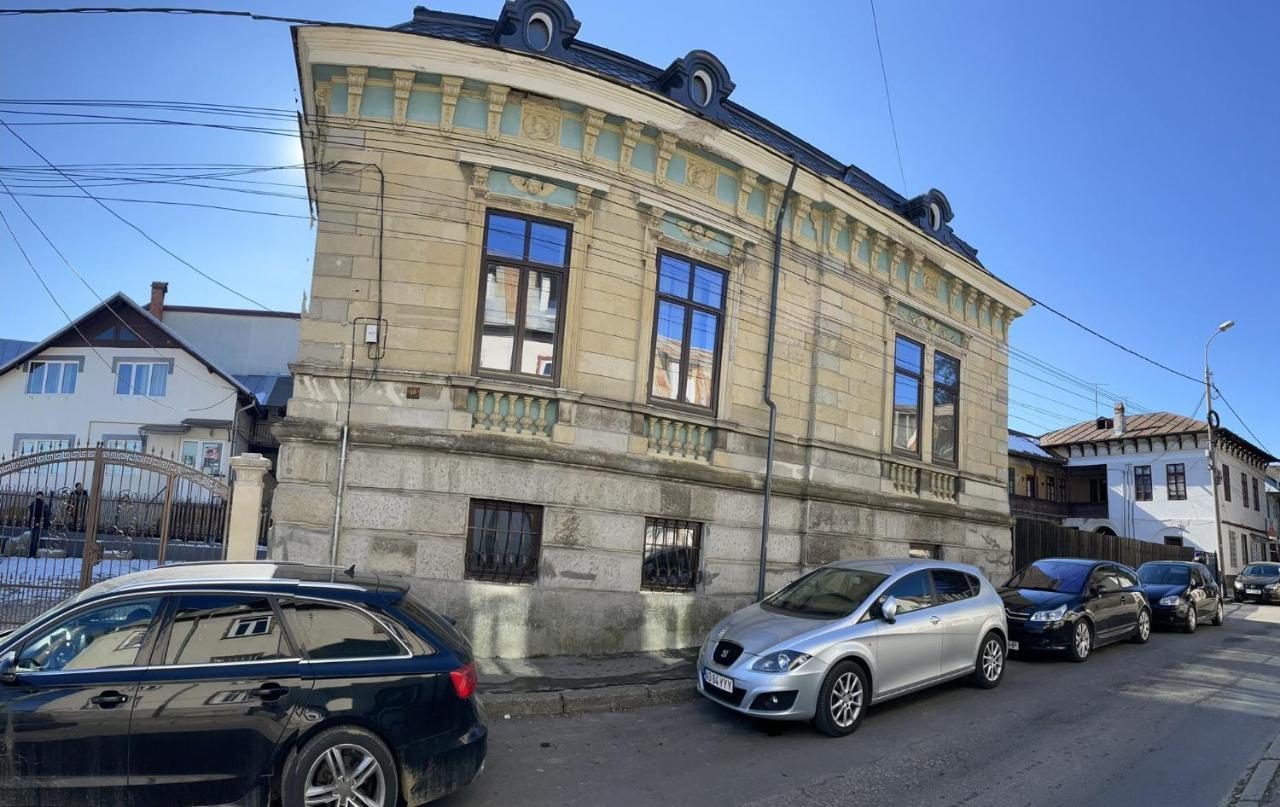 Casa Continentelor Hotel Cîmpulung Kültér fotó