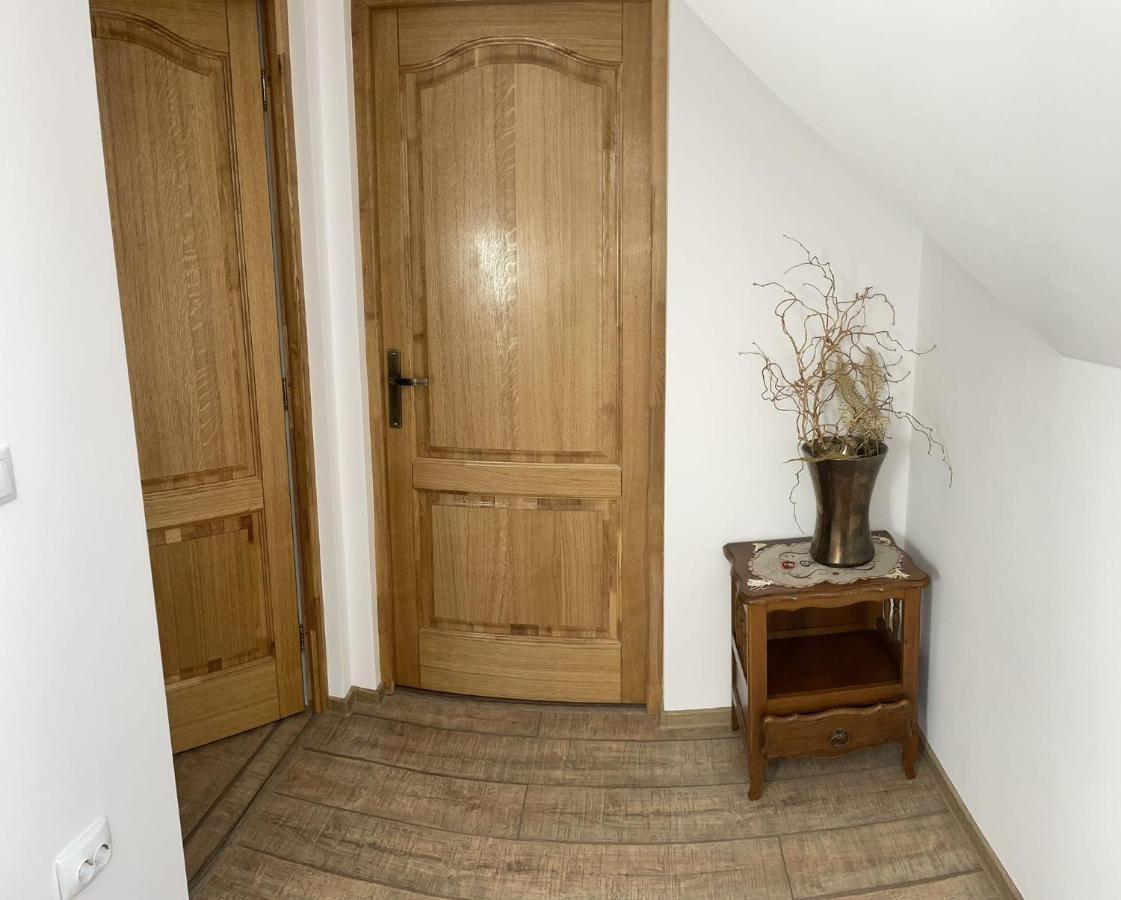 Casa Continentelor Hotel Cîmpulung Kültér fotó