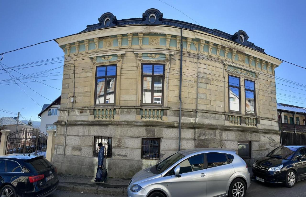 Casa Continentelor Hotel Cîmpulung Kültér fotó
