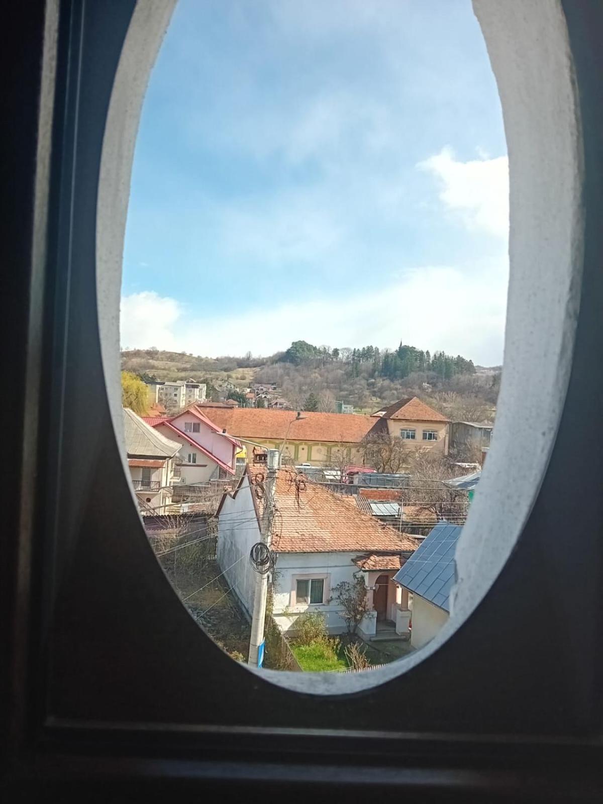 Casa Continentelor Hotel Cîmpulung Kültér fotó