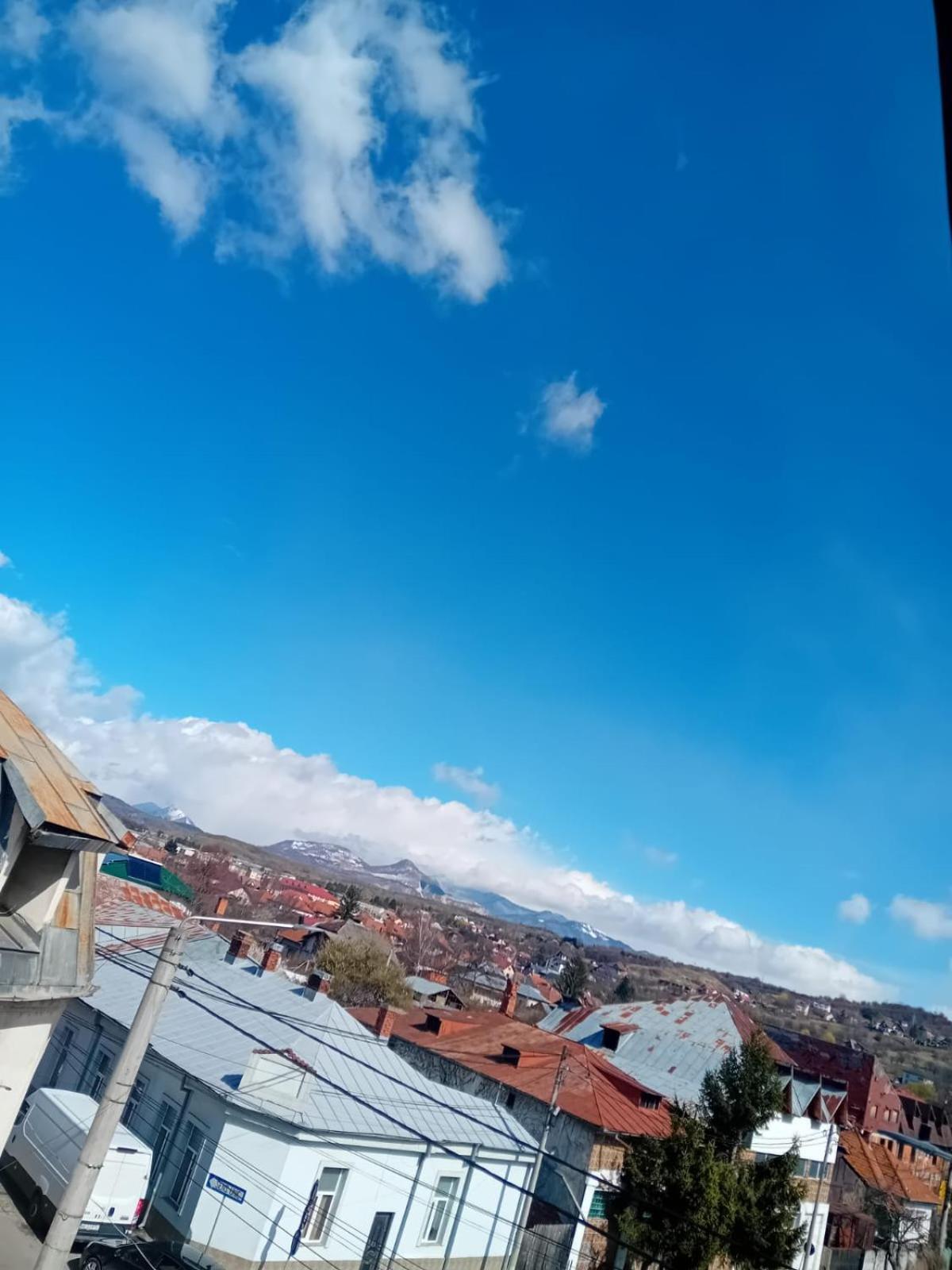 Casa Continentelor Hotel Cîmpulung Kültér fotó